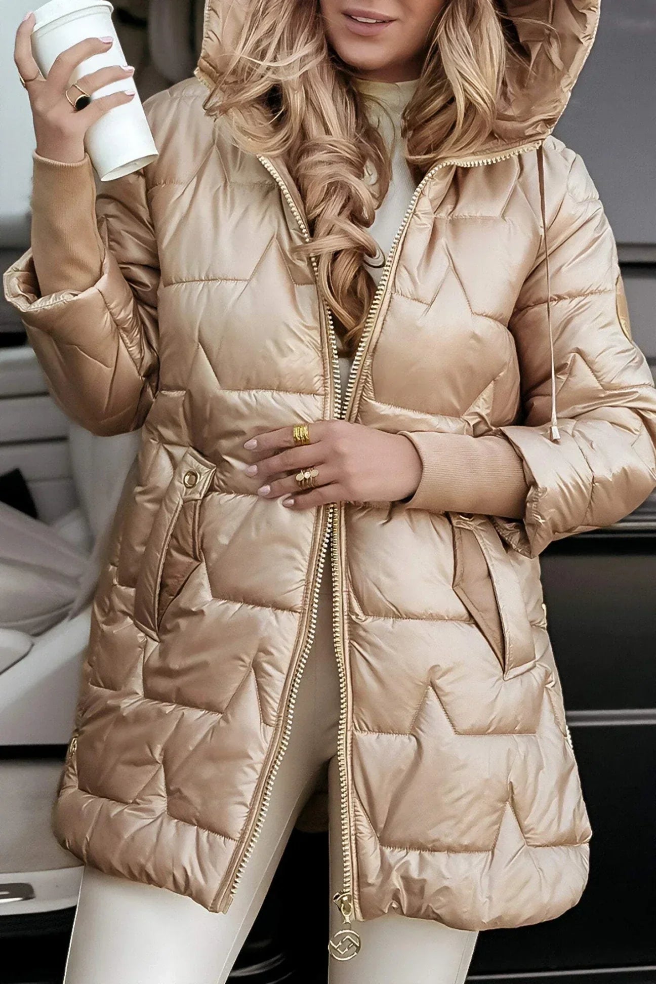 Astrid | Veste d’hiver élégante avec capuche et doublure